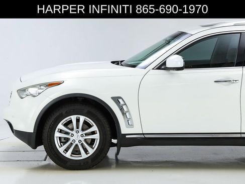 Used 2011 INFINITI FX35 2WD w/ Premium Pkg image 3