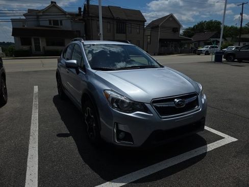 Used 2017 Subaru Crosstrek 2.0i Premium AWD/4WD image 4