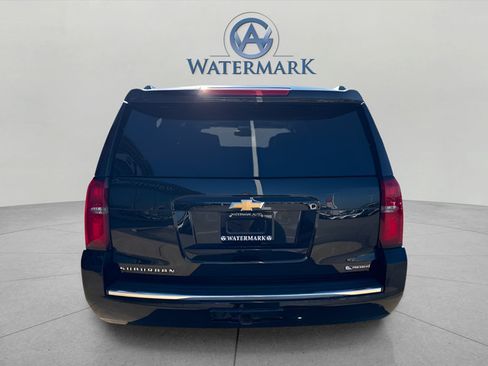 Used 2017 Chevrolet Suburban Premier RWD image 6