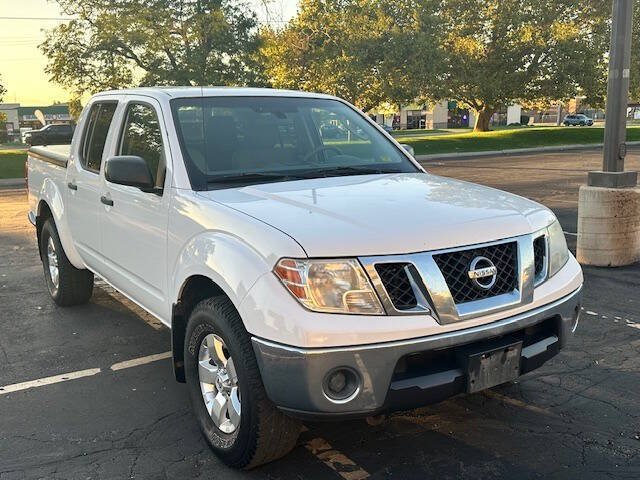 Used 2009 Nissan Frontier SE w/ SE Value Truck Pkg AWD/4WD image 11