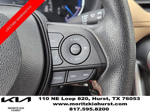 Used 2024 Toyota RAV4 LE AWD/4WD image 28