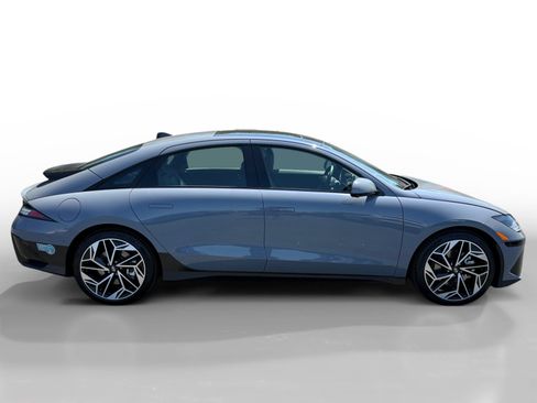 Certified 2025 Hyundai Ioniq 6 Limited RWD image 6
