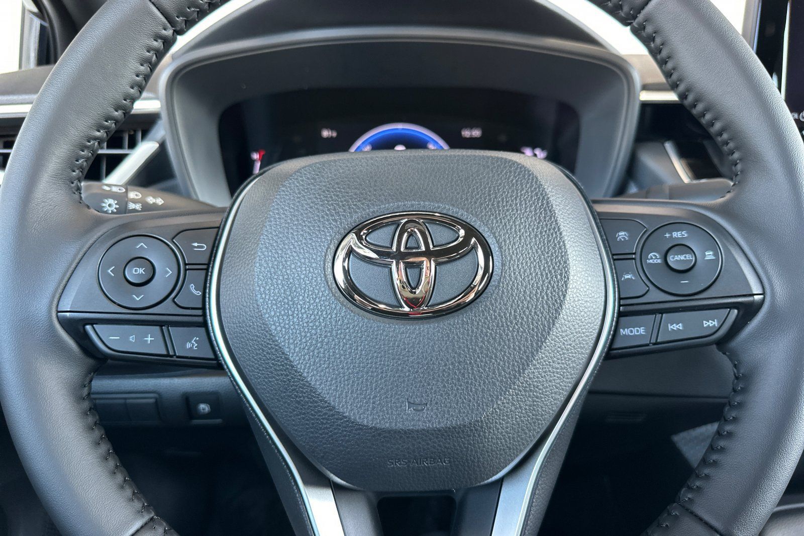 Used 2026 Toyota Corolla SE w/ SE Premium Package FWD image 21