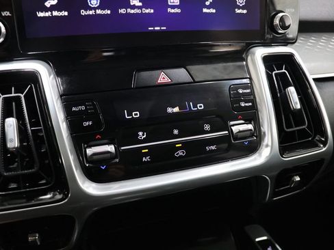 Used 2023 Kia Sorento SX FWD image 27