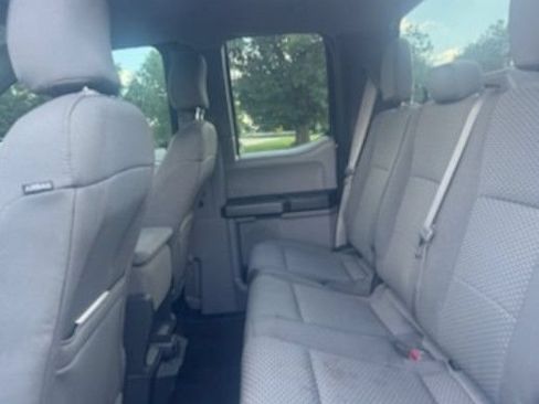 Used 2015 Ford F150 XLT w/ Trailer Tow Package RWD image 8