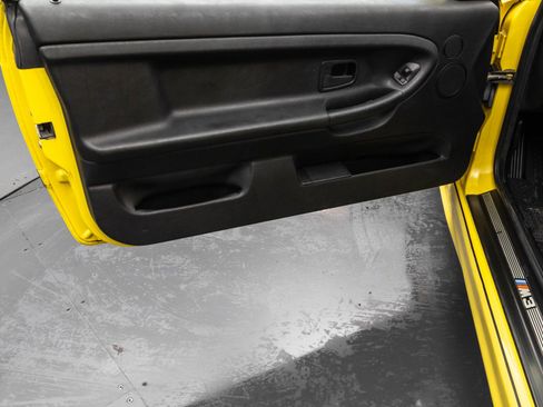 Used 1995 BMW M3 Coupe image 8