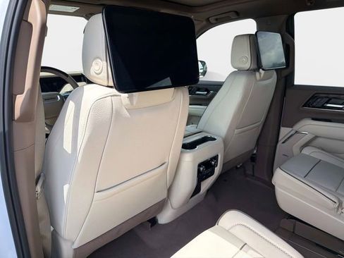 New 2026 GMC Yukon Denali image 13