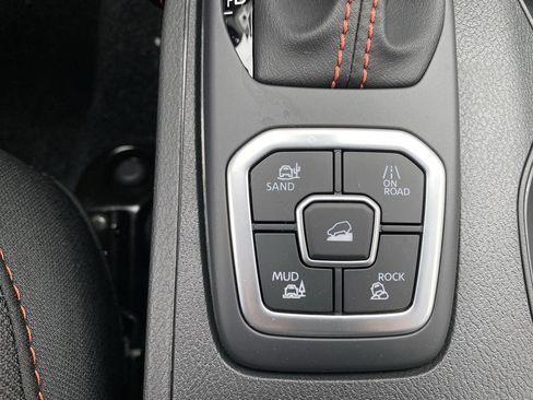 New 2026 Nissan Frontier PRO-4X w/ Pro-4x Convenience Package image 30