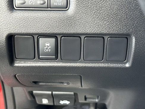 Used 2018 Nissan Murano SV image 41