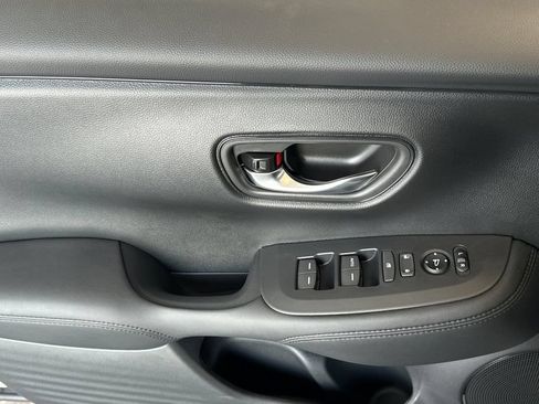 New 2026 Honda HR-V LX image 10