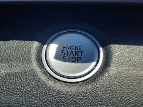 Used 2022 Hyundai Elantra SEL w/ Convenience + Premium Package FWD image 26