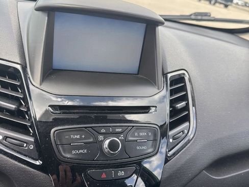Used 2014 Ford Fiesta SE w/ Equipment Group 201A FWD image 15
