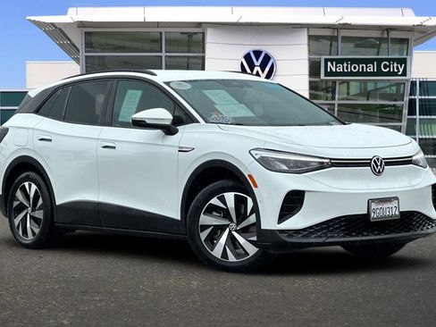 Certified 2023 Volkswagen ID.4 Pro image 2