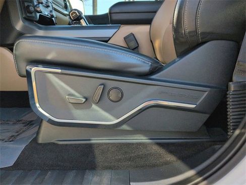 Used 2022 Ford F150 Lariat w/ Max Trailer Tow Package image 20