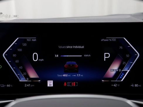 Certified 2025 BMW i4 xDrive40i image 8