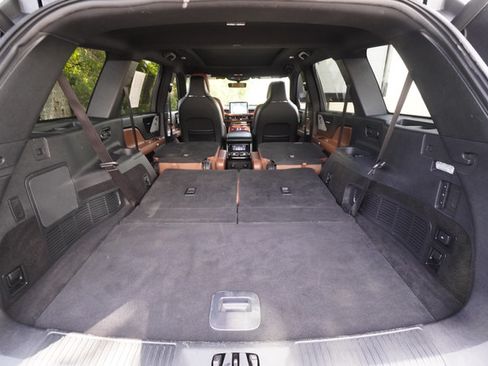 Used 2024 Lincoln Aviator Reserve w/ Equipment Group 201A RWD image 27
