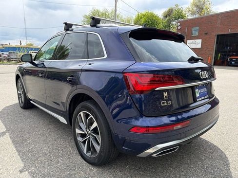Used 2023 Audi Q5 2.0T Premium w/ Convenience Package AWD/4WD image 3