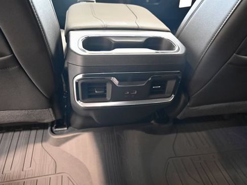 New 2026 GMC Sierra 1500 Elevation w/ Elevation Premium Package AWD/4WD image 28