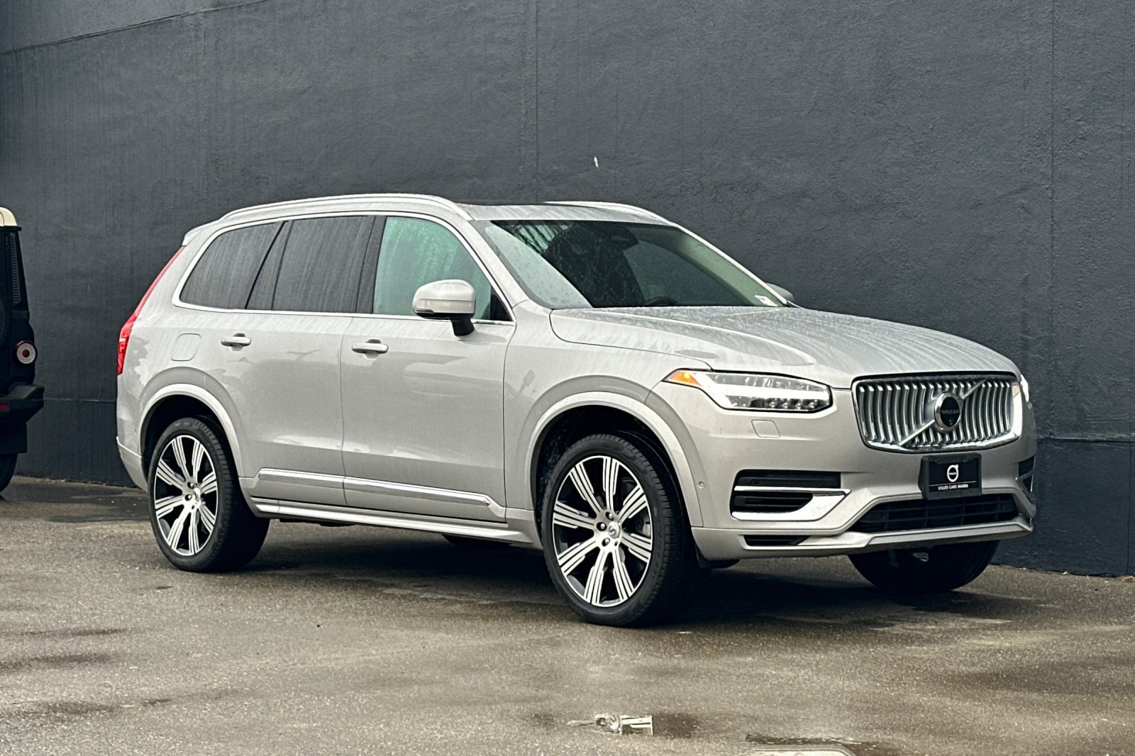 Certified 2025 Volvo XC90 T8 Plus w/ Protection Package Premier AWD/4WD image 10