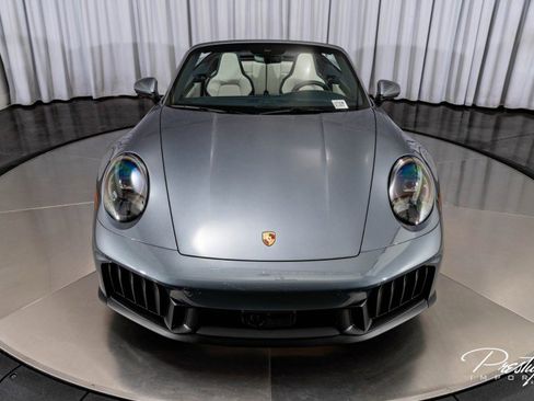 Used 2025 Porsche 911 Carrera GTS image 5