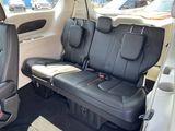Used 2023 Chrysler Pacifica Touring-L image 5