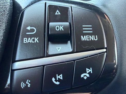 Used 2021 Ford Escape SEL w/ Technology Package FWD image 18