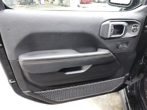 Used 2025 Jeep Wrangler Backcountry image 26