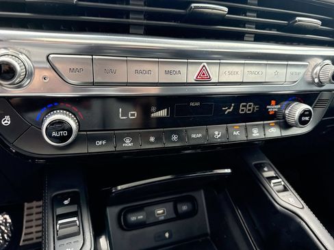 Used 2022 Kia Telluride SX w/ SX Prestige Package AWD/4WD image 18