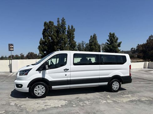 Used 2023 Ford Transit 350 XLT RWD image 5
