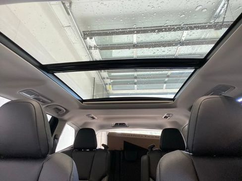New 2026 Subaru Ascent Limited AWD/4WD image 12