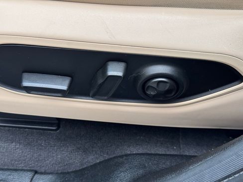 Used 2022 Jeep Grand Cherokee L Limited image 24