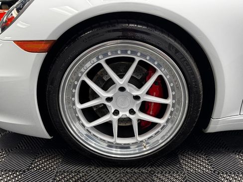 Used 2015 Porsche 911 Carrera S image 30