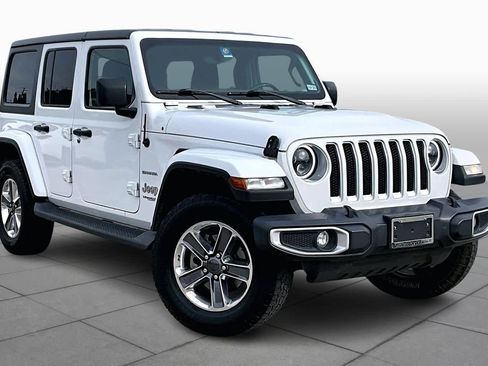 Used 2020 Jeep Wrangler Unlimited Sahara image 2