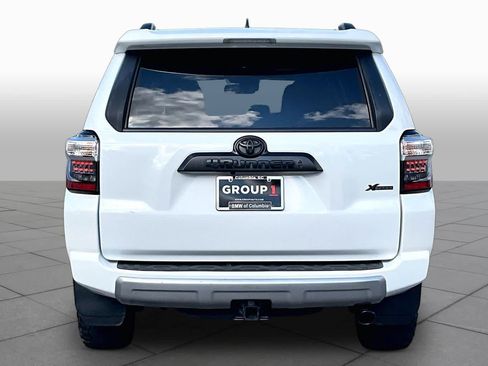 Used 2024 Toyota 4Runner TRD Off-Road Premium w/ Moonroof Package AWD/4WD image 4