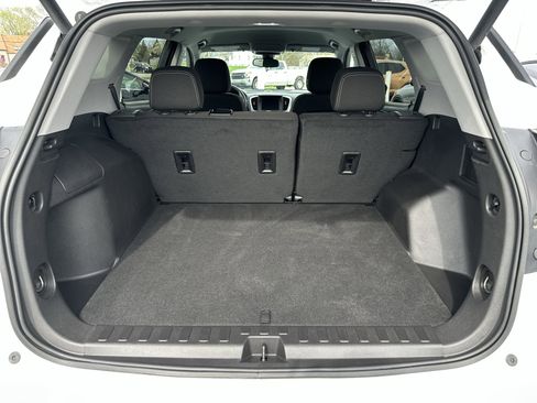 Certified 2024 GMC Terrain SLE w/ Driver Convenience Package image 22