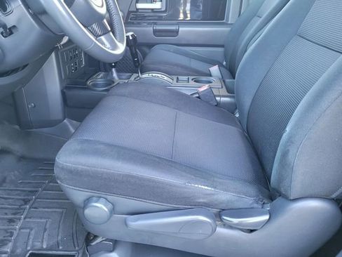 Used 2007 Toyota FJ Cruiser 4WD image 17