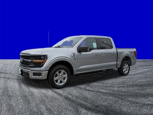 New 2026 Ford F150 XLT w/ Equipment Group 302A MID RWD image 8