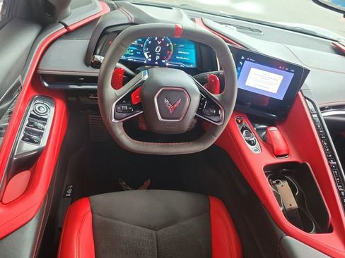 Used 2024 Chevrolet Corvette Stingray Preferred Conv RWD image 7