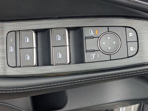 New 2026 Nissan Rogue Platinum w/ Platinum Premium Package AWD/4WD image 12