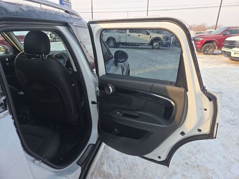 Used 2019 MINI Cooper Countryman S w/ Premium Package image 12