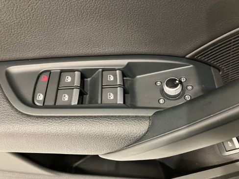 Used 2018 Audi Q5 2.0T Premium Plus w/ Premium Plus Package image 34