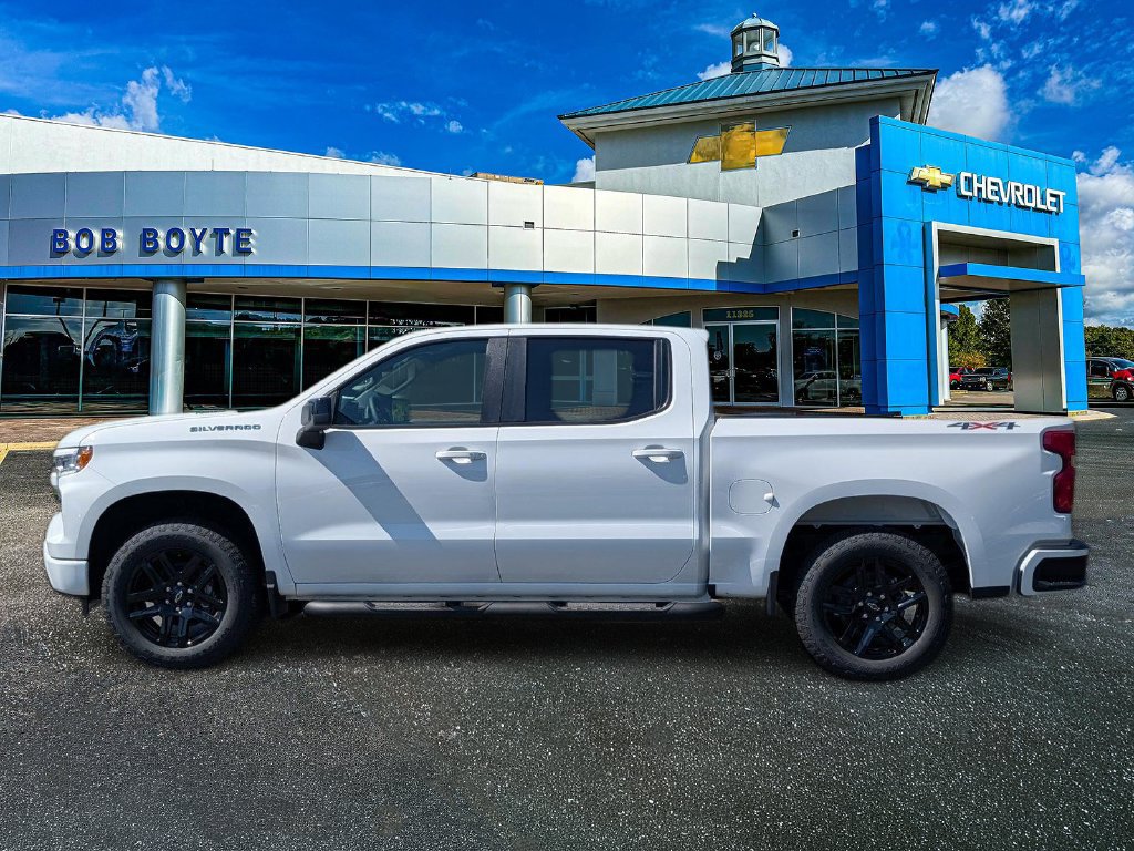 New 2026 Chevrolet Silverado 1500 RST w/ RST Select Package AWD/4WD image 2