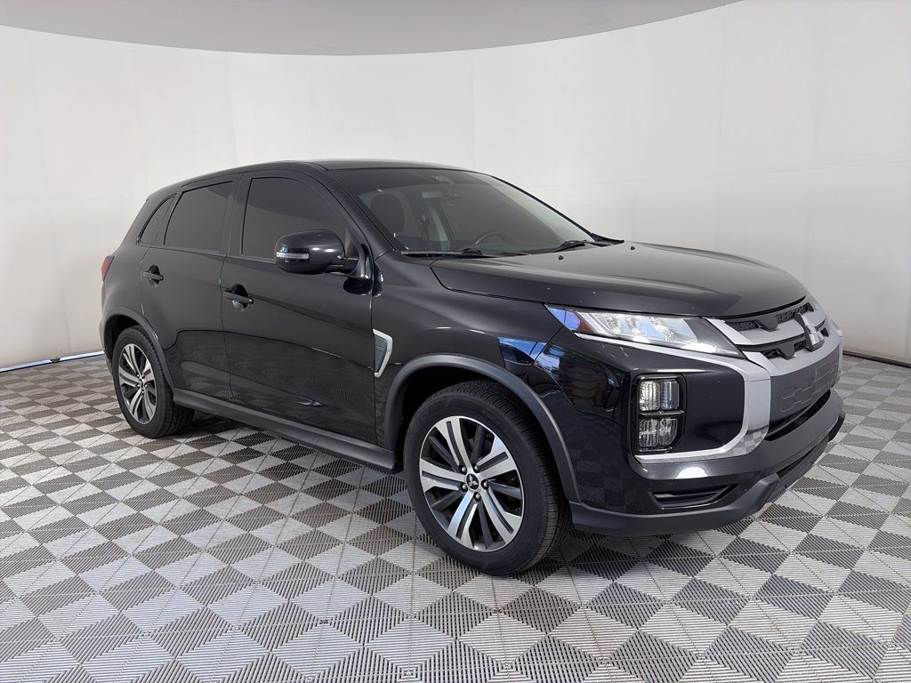 Used 2020 Mitsubishi Outlander Sport SE AWD/4WD image 1