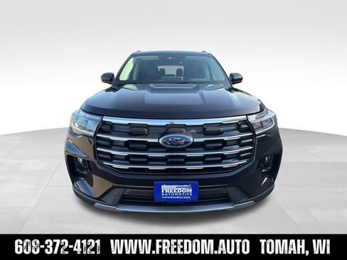 New 2026 Ford Explorer Active w/ Active Comfort Package AWD/4WD image 8