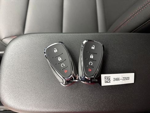 New 2025 Chevrolet Trax RS image 41