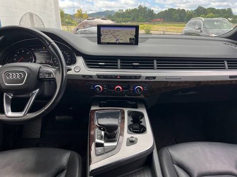 Used 2019 Audi Q7 2.0T Premium w/ Convenience Package AWD/4WD image 16