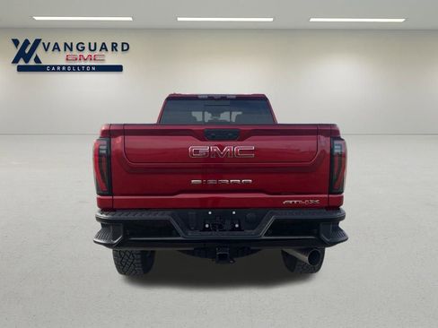 Used 2026 GMC Sierra 2500 AT4X image 4
