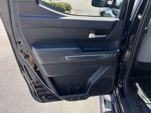 Used 2024 Toyota Tacoma TRD Sport image 23