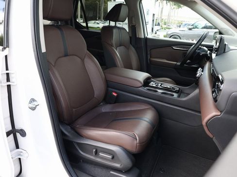 Used 2023 Honda Pilot Elite image 22