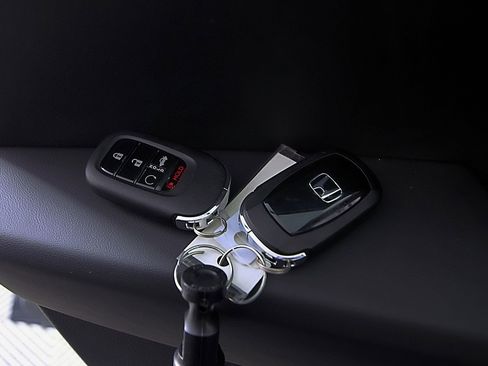 Certified 2025 Honda Accord SE image 27